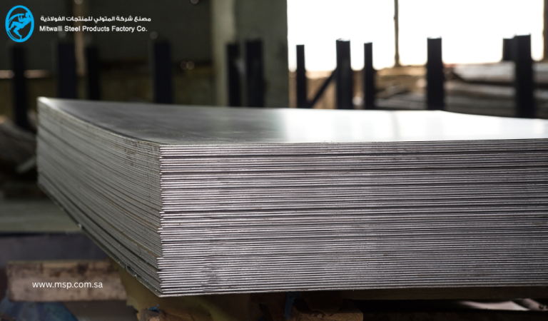 How to Choose Between Flat or Corrugated Steel Sheets for Your Project?